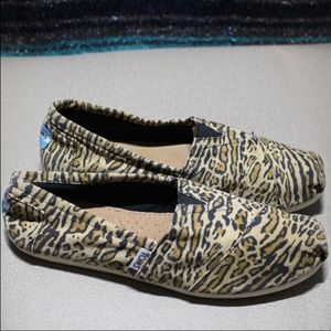 Animal Print TOMS